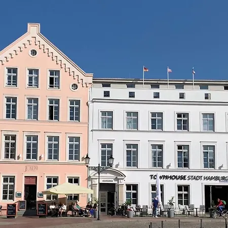 Townhouse Stadt Hamburg Wismar-2